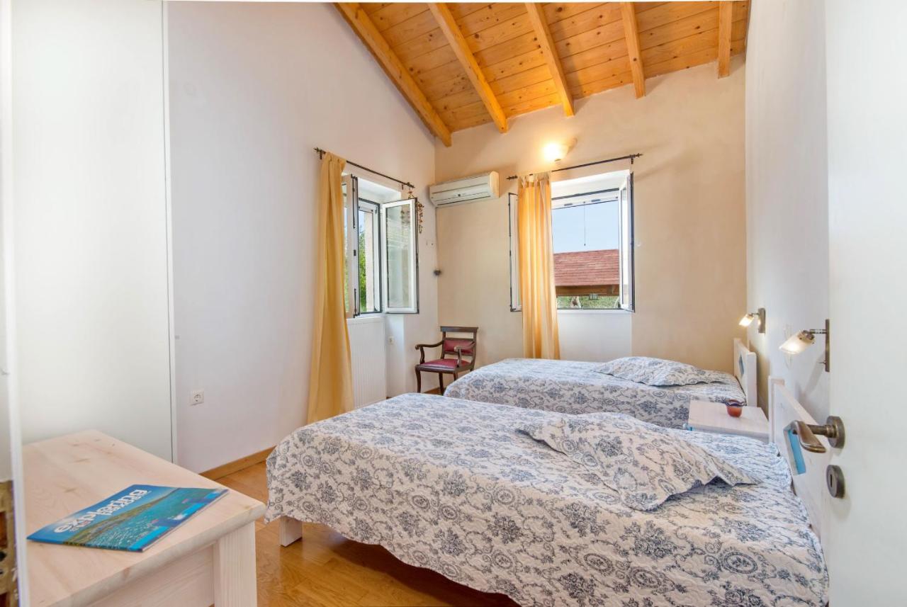 Georgina House Villa